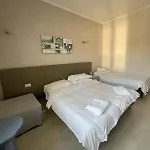 Eraclea Nyaraló